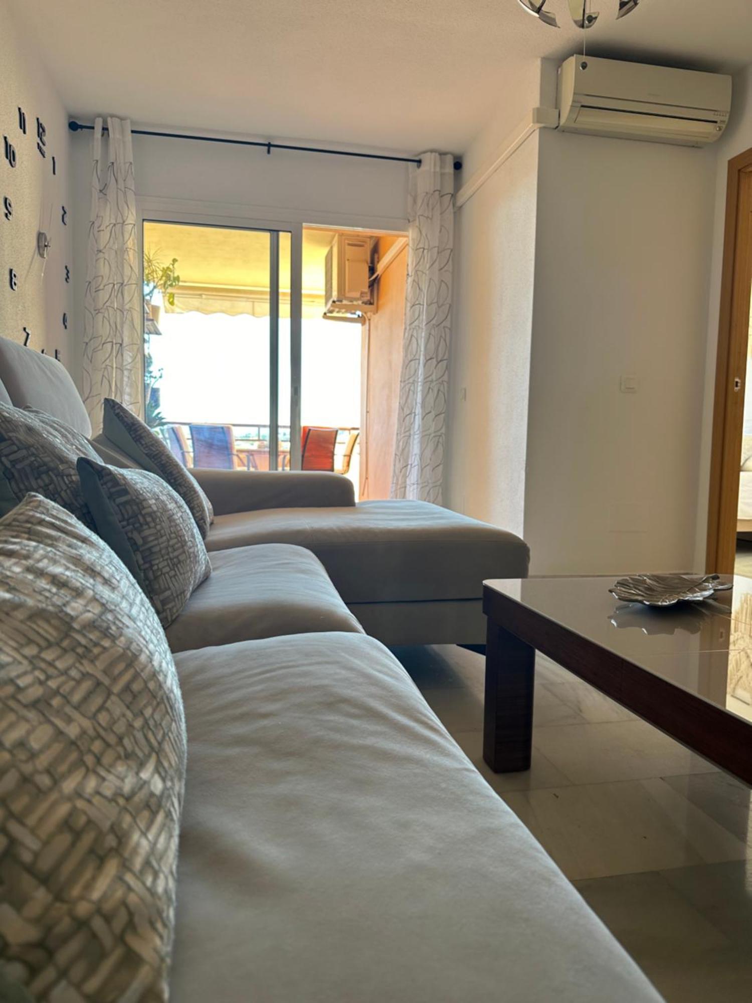 Apartamento Nuevo ฟูเอนฮิโรลา ภายนอก รูปภาพ